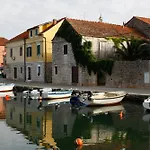 Hvar-Holiday Apartments